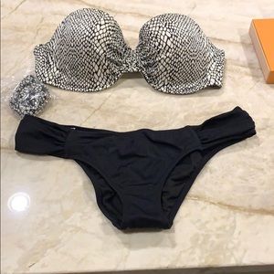 VS NWOT bikini